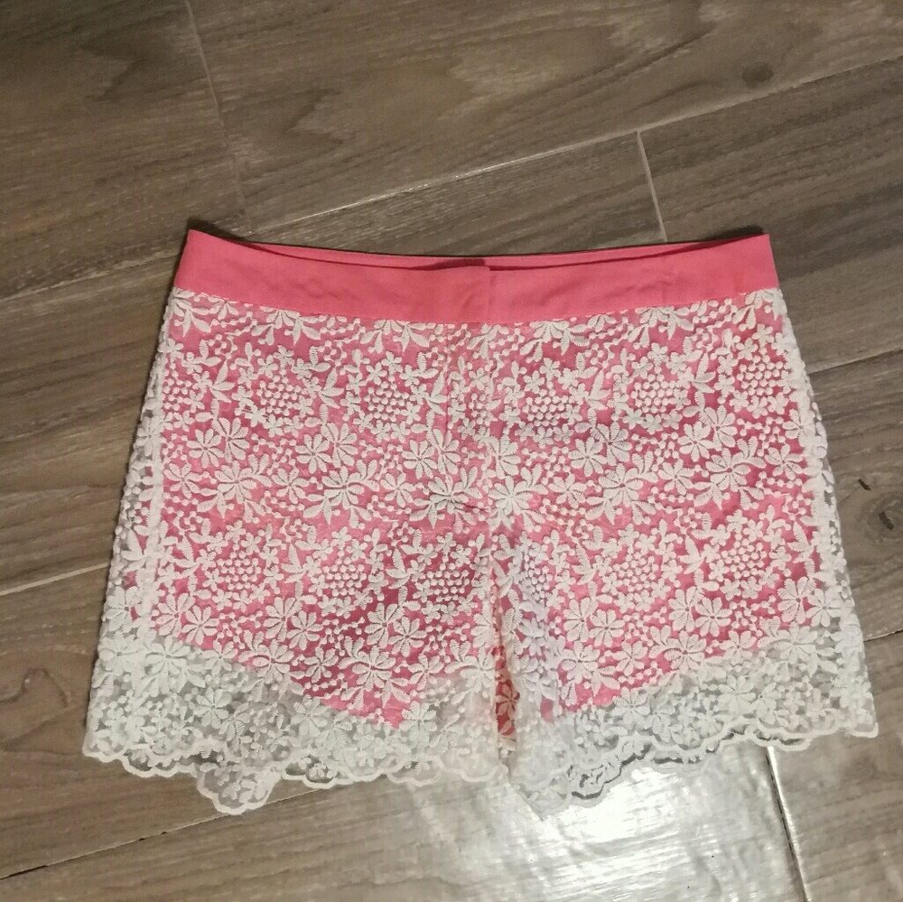 Great Condition Coral LoveMark shorts Sz 27